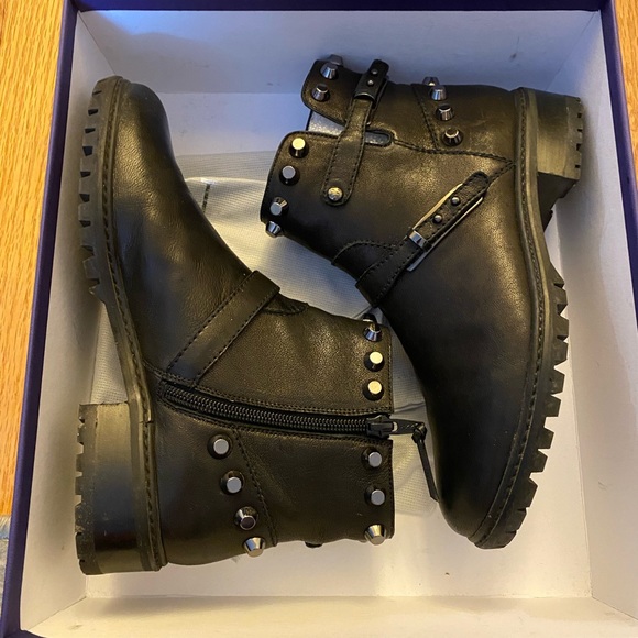 Stuart Weitzman boots - Picture 8 of 9